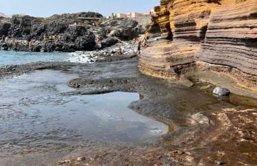 2 bedroom apartment with a pool - Foto 46