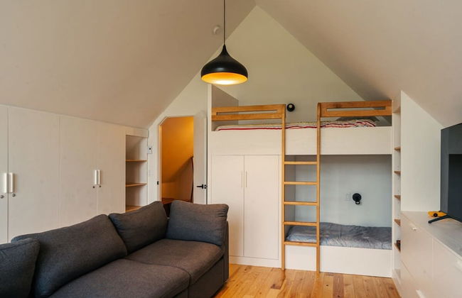 Bright Chalet With hot tub and Indoor Sauna - Foto 41