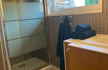 Charmante maison en pierre, avec terrasse et jardin privé - Photo 21