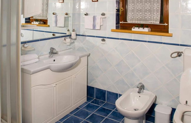 Secluded Holiday Home with Hot Tub in Kozji Vrh - Foto 8