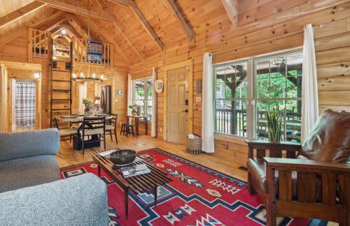 Pet-Friendly Lake Lure Cabin with Outdoor Oasis! - Foto 5