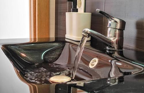 Manuela Nogales Apartments! - Photo 27