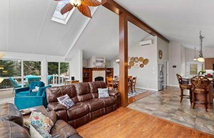 Tree Top Get Away by Avantstay Amazing Lake View - Foto 28