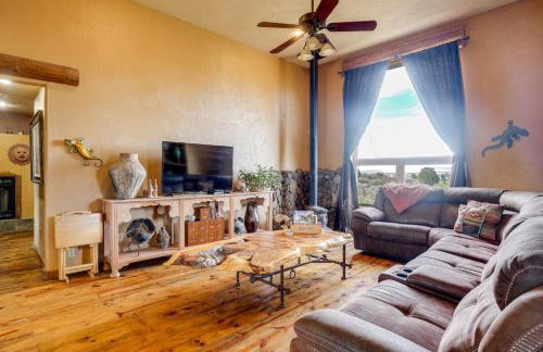 Mtn-View Adobe Home with Large Deck Near Prescott! - Foto 1