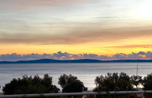 New LUXURY apartment with sea view and PRIVATE heated pool, 50m from the beach - Foto 59