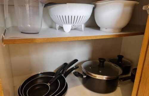 London Luxury 6 Bedroom Family House Sleeps 12 people Parking for 4 Cars Close to tube. - Foto 17