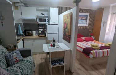 Alicante Postiguet Studios - Photo 61