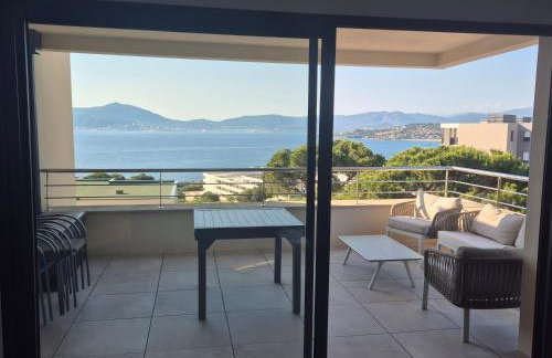 Superbe appartement T3 face mer baie Ajaccio - Foto 3