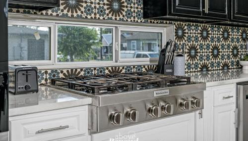 Sprawling Home w/ Rooftop Spot - Foto 4