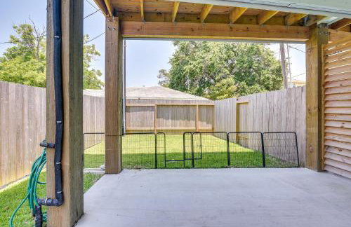 La Porte Home with Balconies Walk to Beach! - Foto 28
