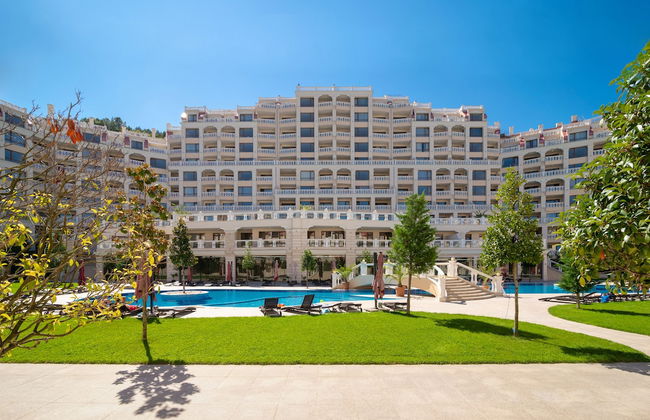 Varna South Bay Apart Complex - Photo 21