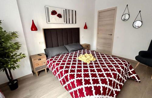 LUJO Parking, Proyector, Maquinita y Patinetes - Foto 29