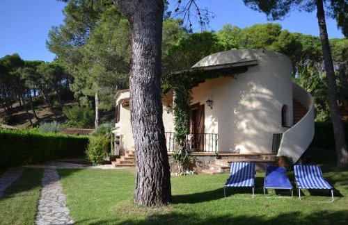 Casa con Gran Jardín Privado y Piscina Comunitaria en Torroella de Montgrí - ES-323-44 - Foto 13