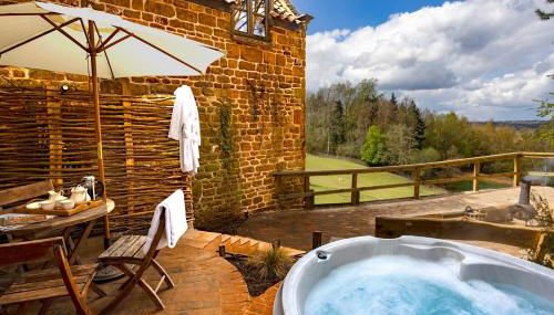 Heath Farm Holiday Cottages - Foto 1, Garden