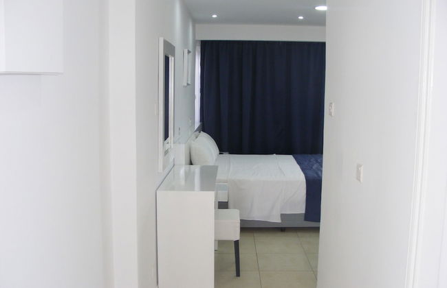 Sun Hall Beach Hotel Apts. - Foto 4