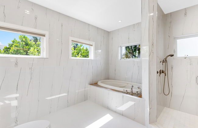 Amazing 7 BR Villa With Heated Pool Near the Beach - Foto 17