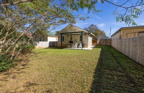 Cozy Downtown Seneca Bungalow - Foto 15