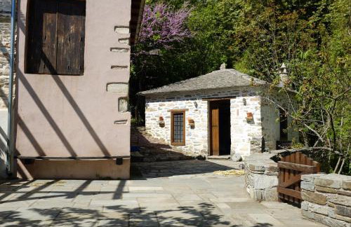 Home sweet little home -next to 'Home sweet home'- - Foto 1