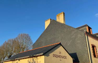 La Promenade - Photo 11