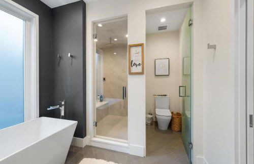 Stunning 5BR Home in Heart of Chicago with 2 Rooftops - Foto 38