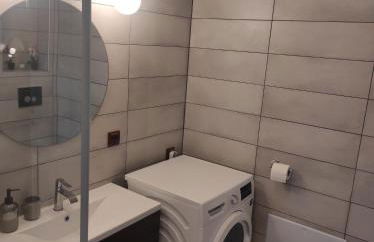 Emmeleia's - Photo 15