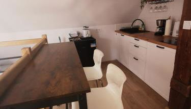 Under the Hill 3 - Foto 2