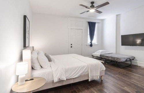 Ann Avenue 3BR St Louis Home with Games and Free Parking - Photo 18