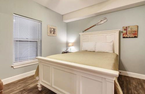 Ocean Villa Condos #801 by Book That Condo - Photo 4