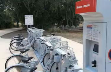 Riverwalk Gem-Stylish Downtown Escape with Views - Foto 21