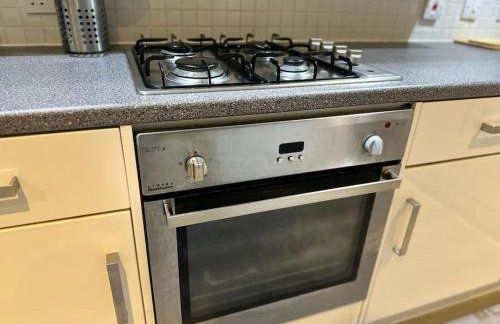 Croydon Luxury 2 Bed Apartment - Sleeps 6 - Gatwick Airport close - Foto 59