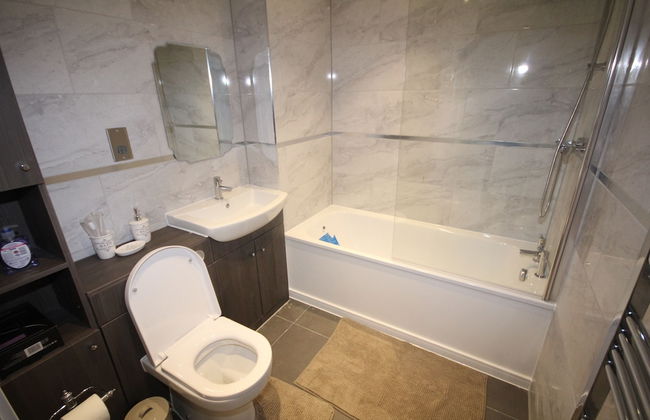 Holden Court - Photo 25