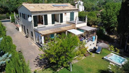 Villa in Nature with Yoga Room, Peace and Tranquility - Foto 2, Garden