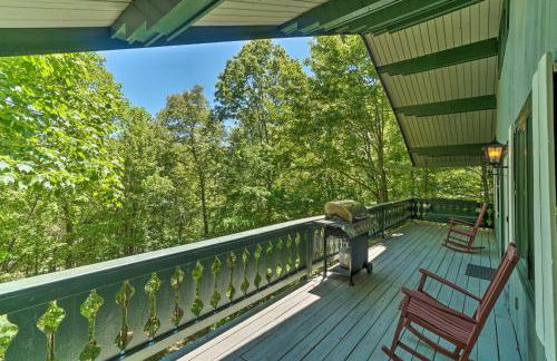 Serene Sky Valley Family Chalet with Fireplace - Foto 3