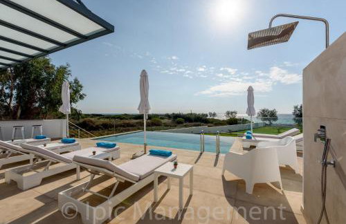 Villa Pelagia A Superb Southern Stay - Photo 35