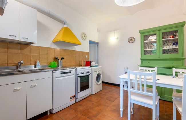 1 bedroom Apartment in Albisola Superiore with garden - Photo 9