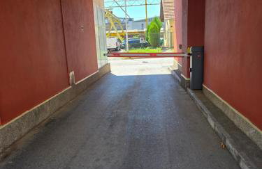 APARTMAN OAZA ZAGREB 42 m2 with Free Parking Self Check-in - Photo 37