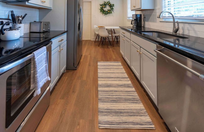 4 BR Sleeps 10 Near UGA & Downtown - Foto 10