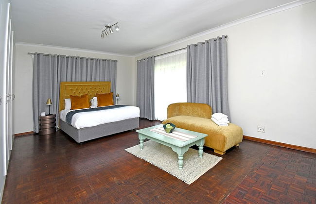 Zwelakho Luxury furnished apartments - Photo 9