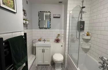 Duplex Penthouse with Secured Parking Finnieston - Foto 34