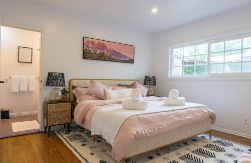 Angel&Rose Universal Hollywood Heated Pool House King Bed - Foto 59