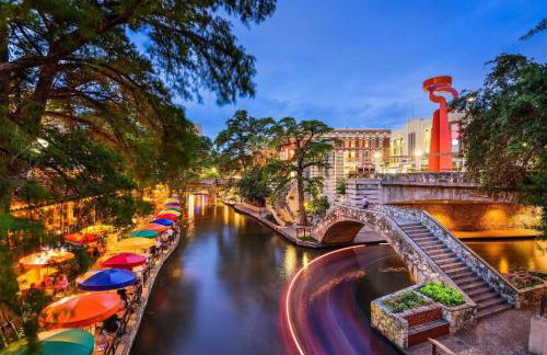 Private Hot tub3BD2BA 2 miles to SA river walk - Foto 61