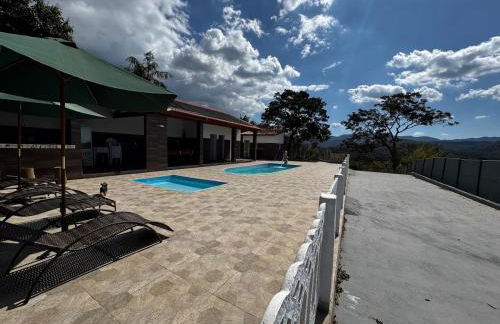 Sítio com 2 Piscinas em Arujá - Foto 26