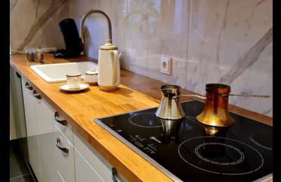 Nana-EG-80m2 sanierter Altbau-Parkplatz-kleiner Garten-WLAN-NETFLIX-2Zimmer-Küche-Dusche-Wanne-Waschmaschine - Foto 11