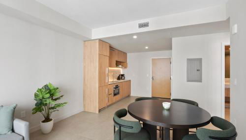 Luxury Urban Comfort at The Crosby Miami - Central Location - Foto 4