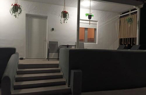 Gregory's Guest House - Photo 4