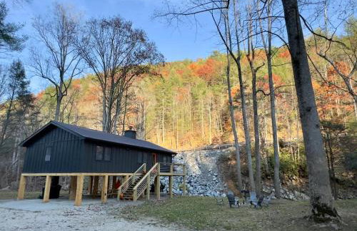 Cozy Creekside cabin- 35m to Boone - Photo 44