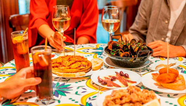 Paseo por El Born con cena de tapas y espectáculo flamenco - Foto 5, Tapas