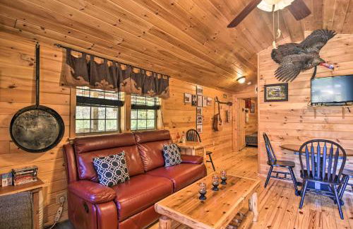 Parsons Semper Fi Cabin with Fire Pit! - Foto 4