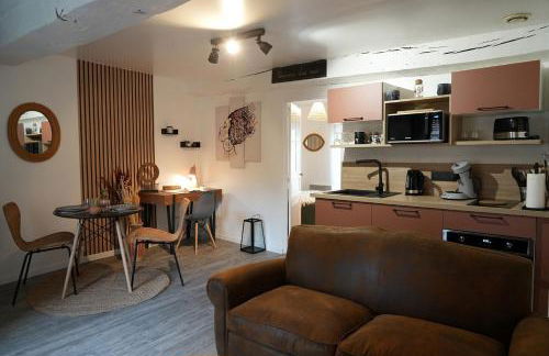 Le Joli’Mans, appartement refait à neuf, entièrement équipé, pour 2 personnes, proche quartier historique et centre - Foto 1
