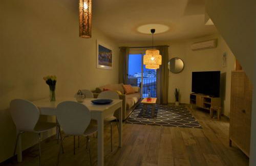 Penthouse with Sea and Mountain view by NRAS - Photo 13